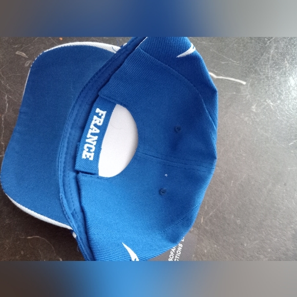 France Embroided Hat - Picture 2 of 2